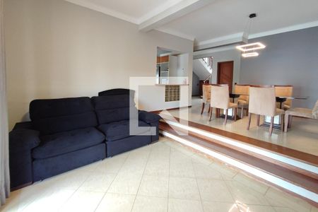 Sala de Estar de casa à venda com 3 quartos, 300m² em Jardim Santa Amália, Campinas