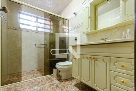 Casa à venda com 130m², 4 quartos e 3 vagasBanheiro 1