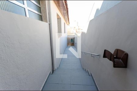 Casa à venda com 130m², 4 quartos e 3 vagasEscada