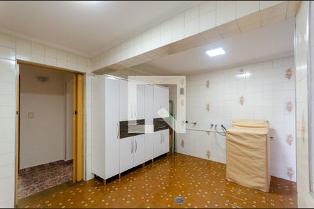 Casa à venda com 130m², 4 quartos e 3 vagasÁrea de Serviço