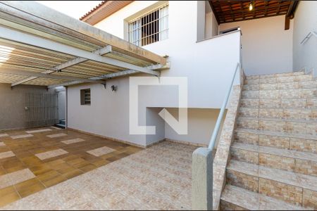 Casa à venda com 130m², 4 quartos e 3 vagasGaragem
