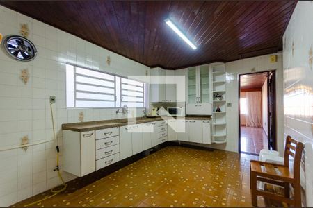 Casa à venda com 130m², 4 quartos e 3 vagasCozinha