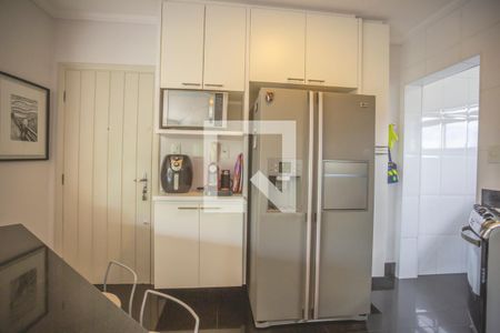 Apartamento à venda com 97m², 4 quartos e 2 vagasCozinha