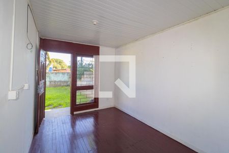 Sala de casa à venda com 2 quartos, 70m² em Harmonia, Canoas