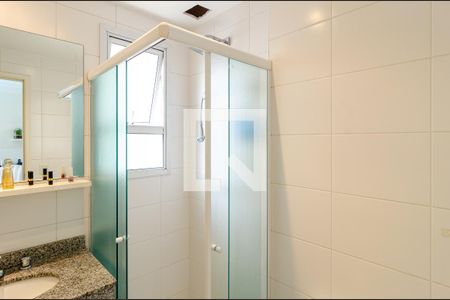 Apartamento à venda com 66m², 2 quartos e 2 vagasBanheiro Social