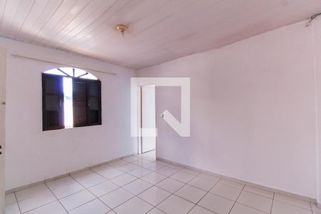 Quarto 1 de casa para alugar com 2 quartos, 50m² em Vila Invernada, São Paulo