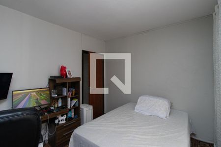 Quarto 1 de casa para alugar com 2 quartos, 96m² em Parque Edu Chaves, São Paulo