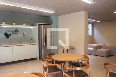 Apartamento para alugar com 37m², 2 quartos e sem vagaÁrea comum - Salão de festas