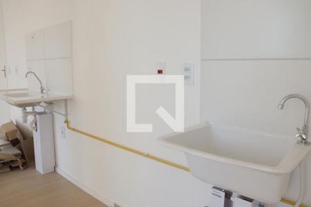 Cozinha de apartamento para alugar com 2 quartos, 37m² em Barra Funda, São Paulo