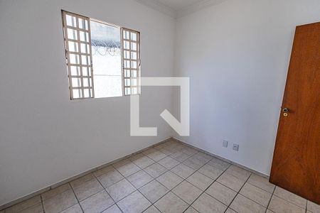 Quarto 1 de apartamento à venda com 2 quartos, 85m² em Heliópolis, Belo Horizonte