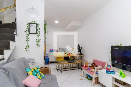 Sala de casa de condomínio à venda com 2 quartos, 70m² em Vila Campanela, São Paulo