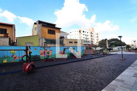 Apartamento à venda com 65m², 2 quartos e 2 vagasÁrea comum - Playground