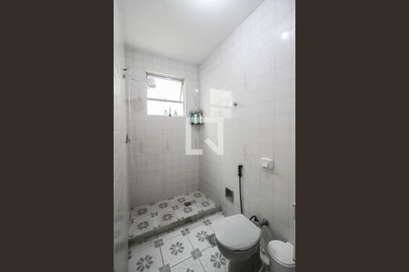 Apartamento para alugar com 74m², 3 quartos e sem vagaBanheiro