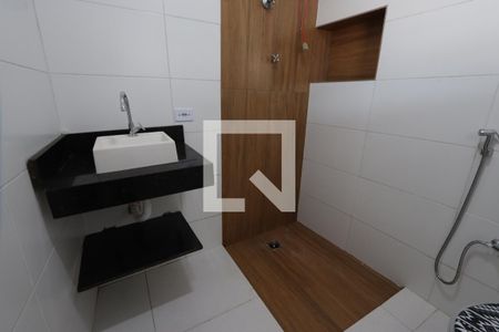 Banheiro de casa para alugar com 1 quarto, 90m² em Chácara Belenzinho, São Paulo