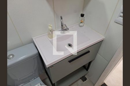 Banheiro de apartamento para alugar com 2 quartos, 59m² em Vila Dom Pedro Ii, São Paulo