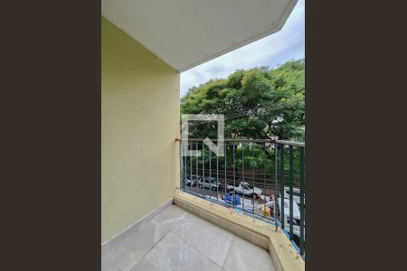 Apartamento para alugar com 59m², 2 quartos e 1 vagaSacada Quarto 2