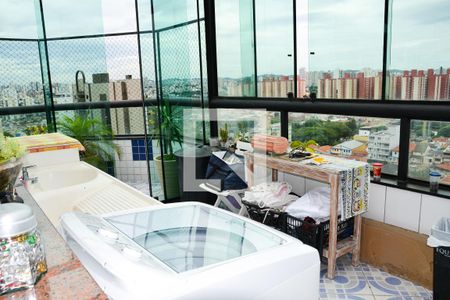 Apartamento à venda com 453m², 4 quartos e 3 vagas Apartamento à venda com 453m², 4 quartos e 3 vagasÁrea de serviço