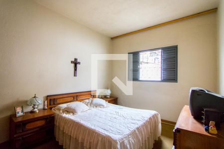 Quarto 2 de casa à venda com 2 quartos, 241m² em Vila Eldízia, Santo André