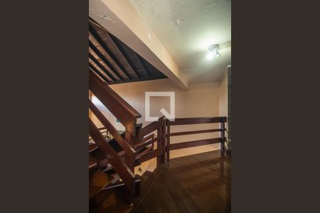 Casa à venda com 300m², 4 quartos e 2 vagasCorredor