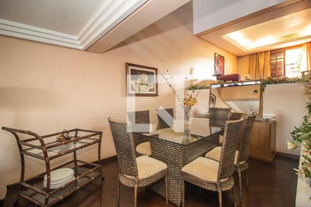 Casa à venda com 300m², 4 quartos e 2 vagasSala 3