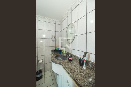 Casa à venda com 300m², 4 quartos e 2 vagasBanheiro