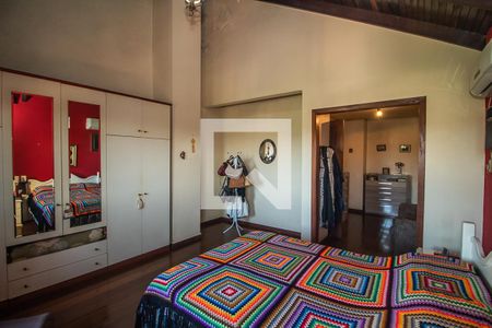 Suite de casa à venda com 4 quartos, 300m² em Espírito Santo, Porto Alegre