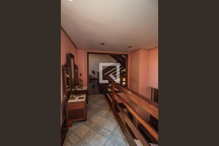 Casa à venda com 300m², 4 quartos e 2 vagasCorredor