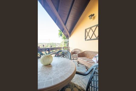 Casa à venda com 300m², 4 quartos e 2 vagasVaranda