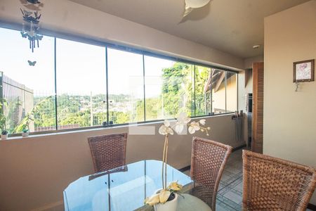 Casa à venda com 300m², 4 quartos e 2 vagasÁrea comum - Churrasqueira