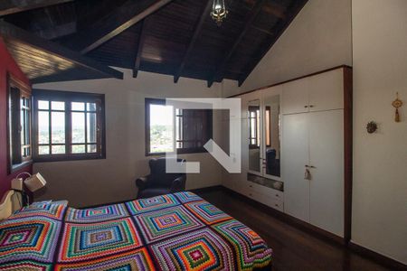 Suite de casa à venda com 4 quartos, 300m² em Espírito Santo, Porto Alegre