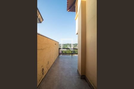 Casa à venda com 300m², 4 quartos e 2 vagasVaranda