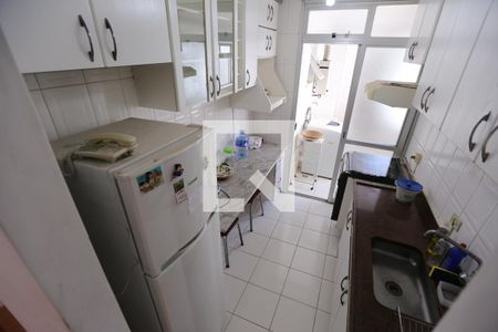 Cozinha - Armários de apartamento à venda com 3 quartos, 70m² em Vila Suzana, São Paulo
