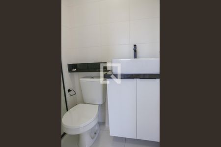 Apartamento para alugar com 38m², 2 quartos e sem vaga Apartamento para alugar com 38m², 2 quartos e sem vagaBanheiro