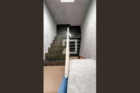 Casa à venda com 225m², 5 quartos e 3 vagasEscada