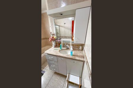 Casa à venda com 225m², 5 quartos e 3 vagasBanheiro