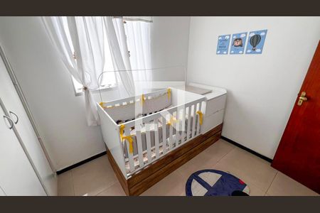 Casa à venda com 225m², 5 quartos e 3 vagasQuarto 2