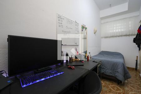 Casa à venda com 280m², 2 quartos e 2 vagas Casa à venda com 280m², 2 quartos e 2 vagasEscritório