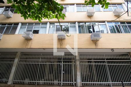 Apartamento à venda com 60m², 1 quarto e sem vagaFachada