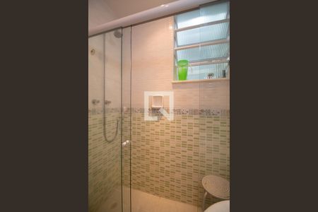 Banheiro social - box de apartamento à venda com 1 quarto, 60m² em Copacabana, Rio de Janeiro