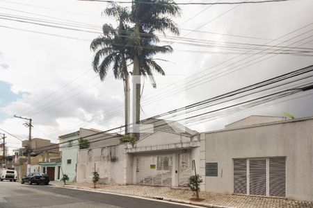 Casa de condomínio à venda com 100m², 3 quartos e 1 vaga Casa de condomínio à venda com 100m², 3 quartos e 1 vagaFachada