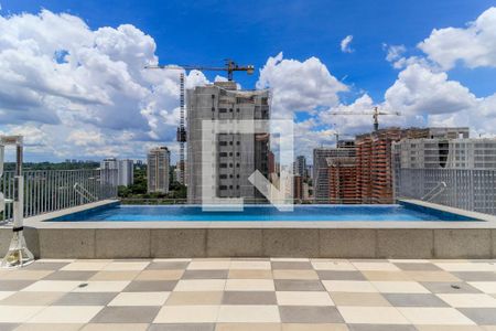 Apartamento para alugar com 29m², 1 quarto e sem vaga Apartamento para alugar com 29m², 1 quarto e sem vagaÁrea comum - Piscina
