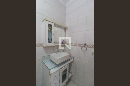 Casa à venda com 152m², 3 quartos e 5 vagas Casa à venda com 152m², 3 quartos e 5 vagasBanheiro suíte