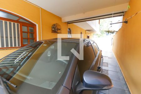 Casa à venda com 152m², 3 quartos e 5 vagas Casa à venda com 152m², 3 quartos e 5 vagasGaragem