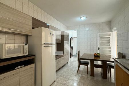 Casa à venda com 150m², 3 quartos e 2 vagasCozinha