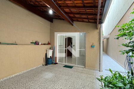 Casa à venda com 150m², 3 quartos e 2 vagasQuintal