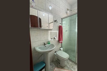 Casa à venda com 150m², 3 quartos e 2 vagasBanheiro Corredor