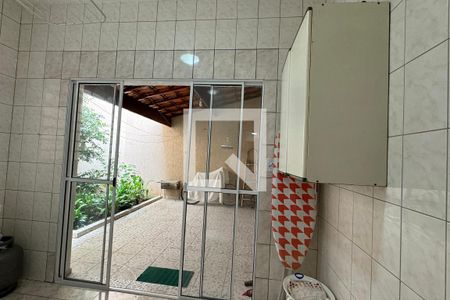 Casa à venda com 150m², 3 quartos e 2 vagasÁrea de Serviço