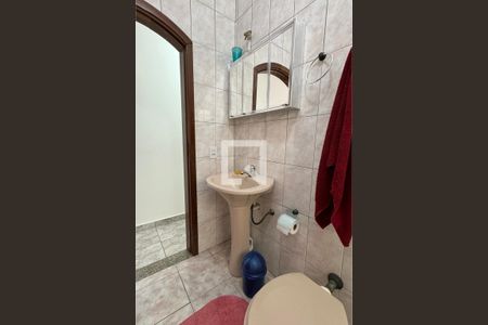 Casa à venda com 150m², 3 quartos e 2 vagasBanheiro da Suíte 1