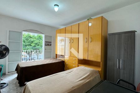 Casa à venda com 150m², 3 quartos e 2 vagasQuarto 2