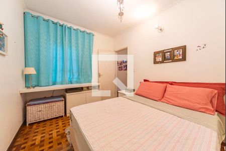 Casa à venda com 231m², 3 quartos e 3 vagas Casa à venda com 231m², 3 quartos e 3 vagasQuarto 2